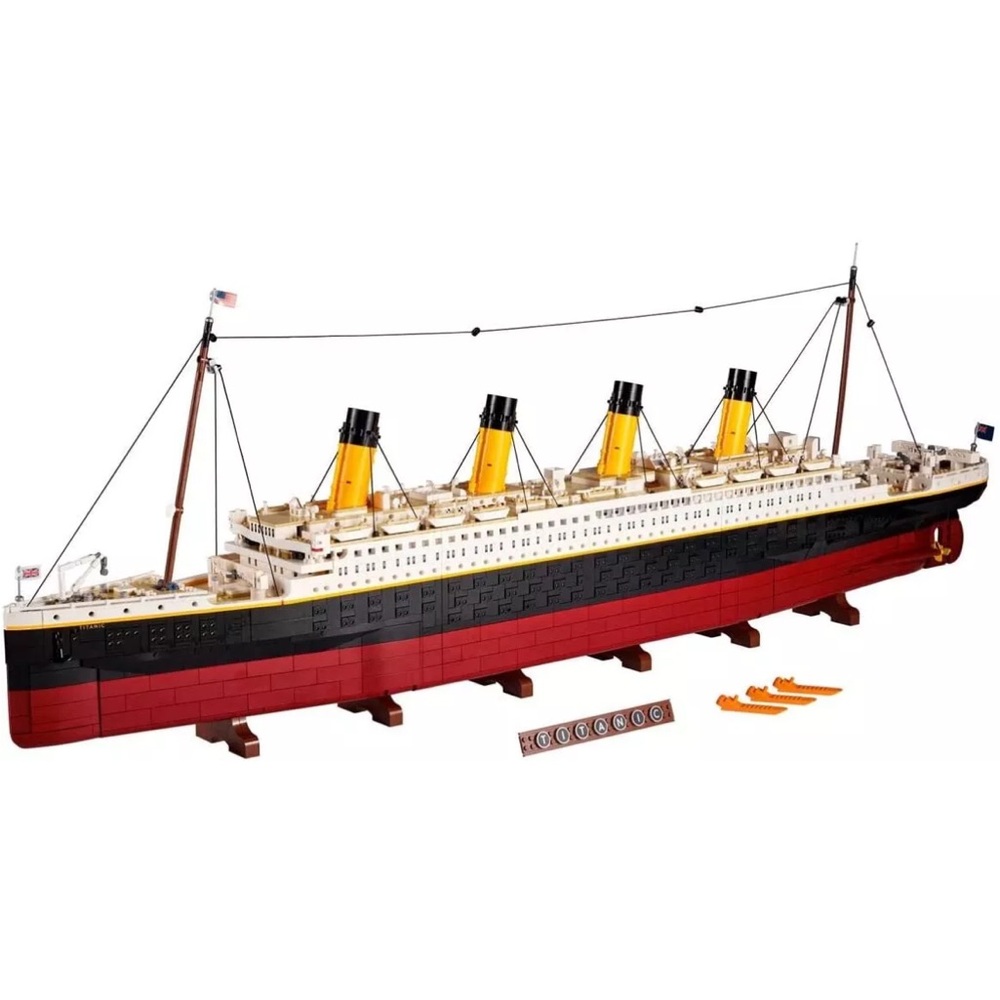 LEGO Expert Titanic Building Set - 9090 Pieces (10294) New RARE AWESOME ‼️ - Picture 2 of 3